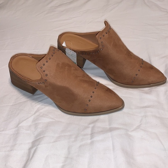 Brown suede studded open back boots - Picture 2 of 6